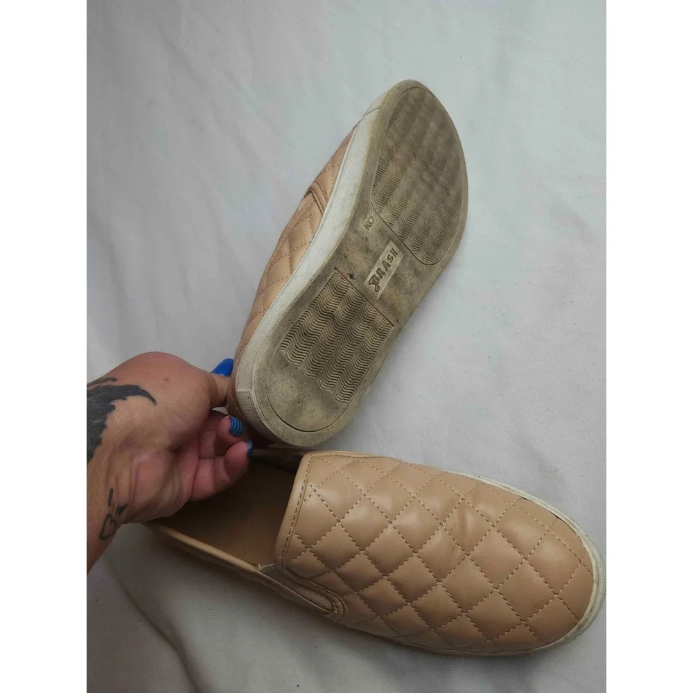 Brash‎ Quilted Flats Womens 9 Beige Faux Leather Slip On Ballet Comfort Sneakers